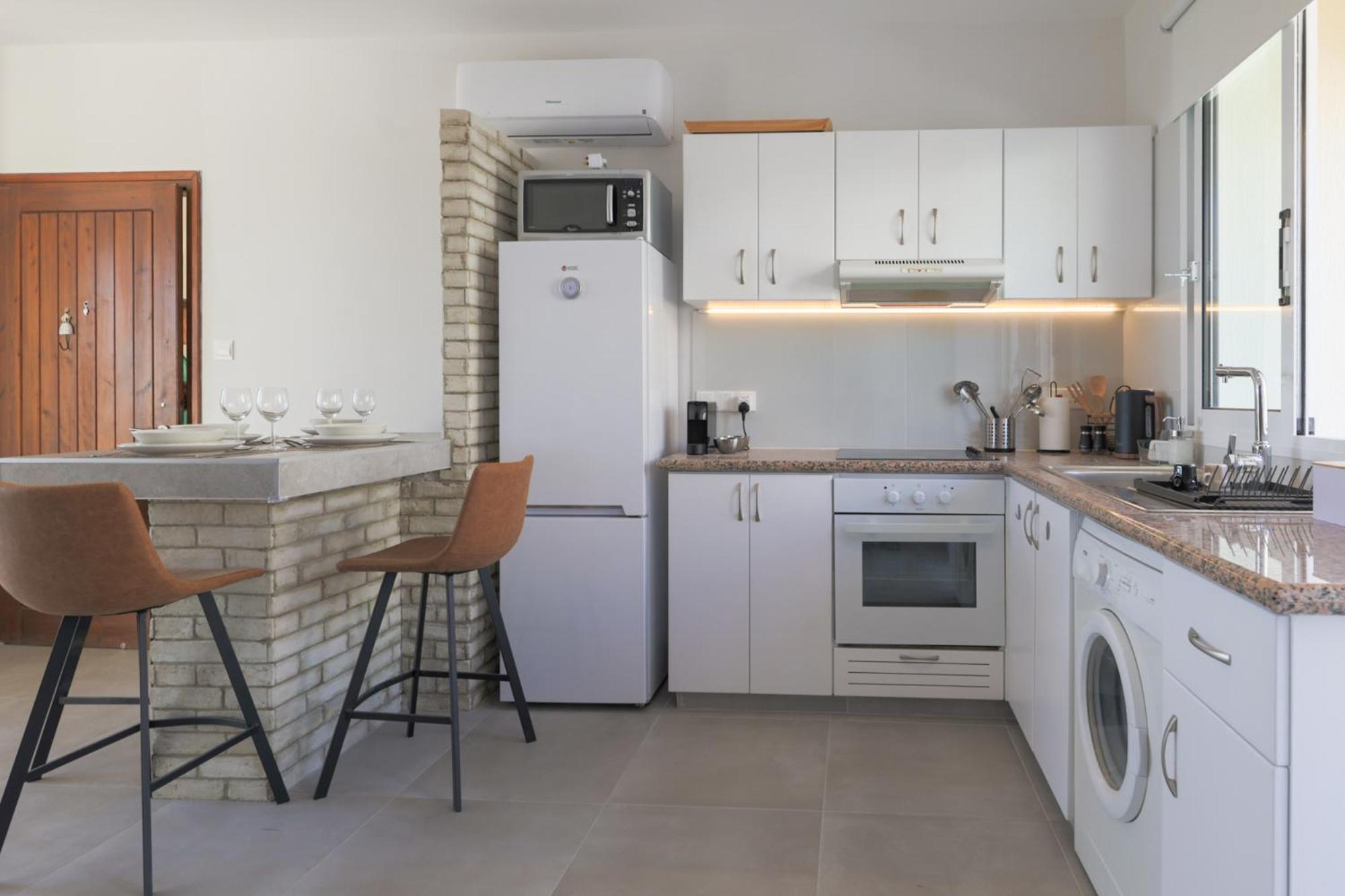 Eden Blue-Horizon 1B, Paphos, Sea View, Pool Apartment Konia Bagian luar foto