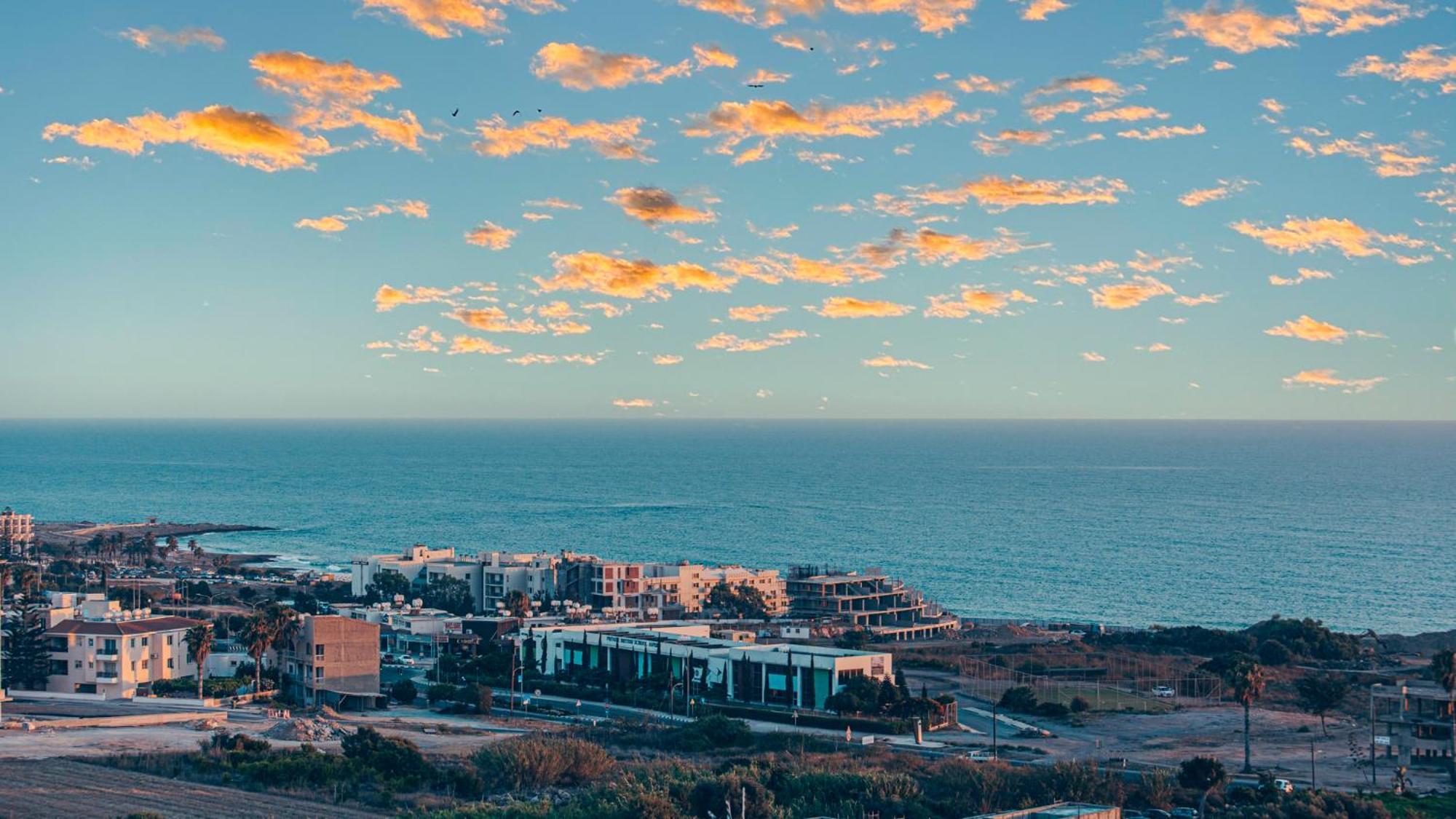 Eden Blue-Horizon 1B, Paphos, Sea View, Pool Apartment Konia Bagian luar foto